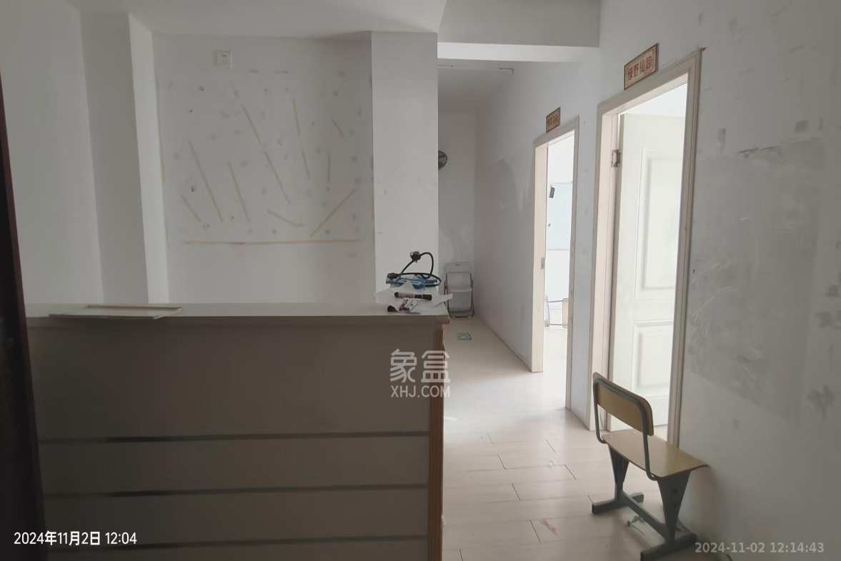 万博汇  1室2厅1卫   1600.00元/月室内图