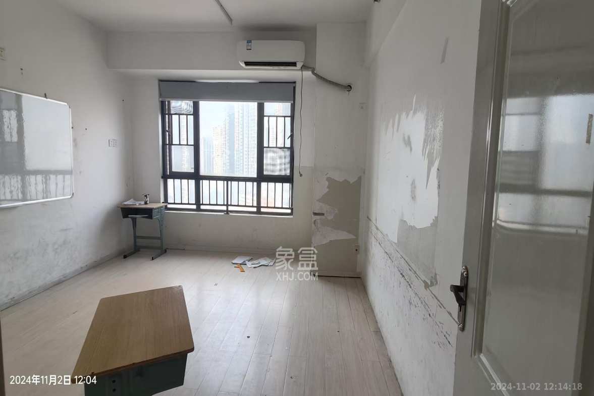 万博汇  1室2厅1卫   1600.00元/月室内图1
