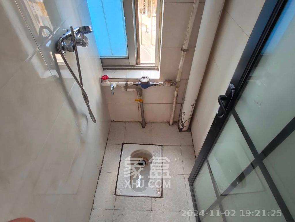 河西布市（望城坡布市）  1室0厅0卫   1500.00元/月室内图