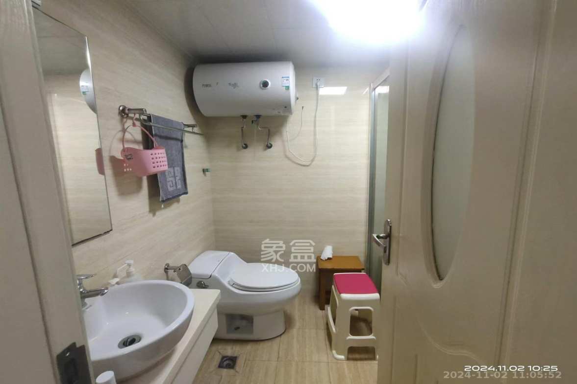 万芙锦城  1室1厅1卫   1600.00元/月室内图