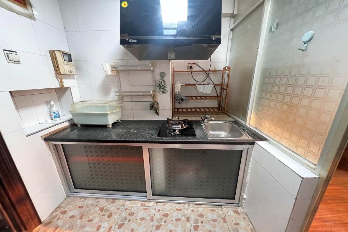 胜马可  1室1厅1卫   950.00元/月室内图