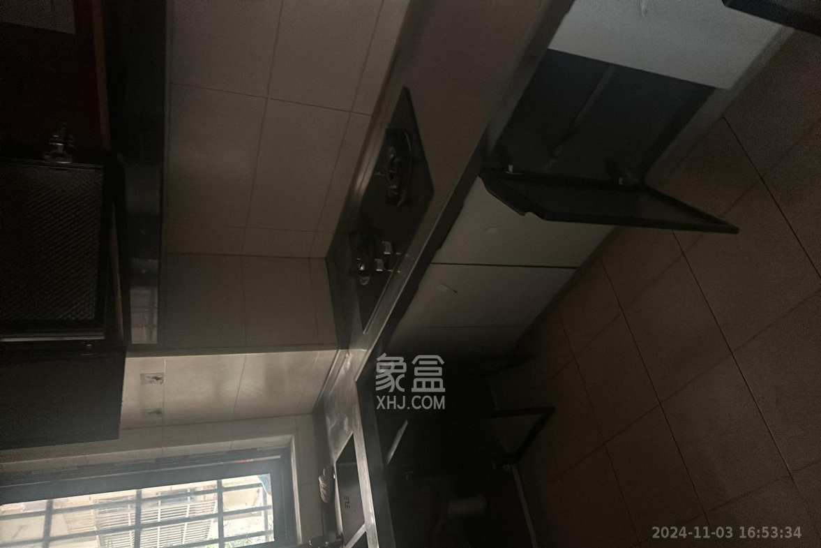 和康园小区  1室0厅0卫    1800.0元/月 和康园小区  1室0厅0卫    1800.0元/月室内图