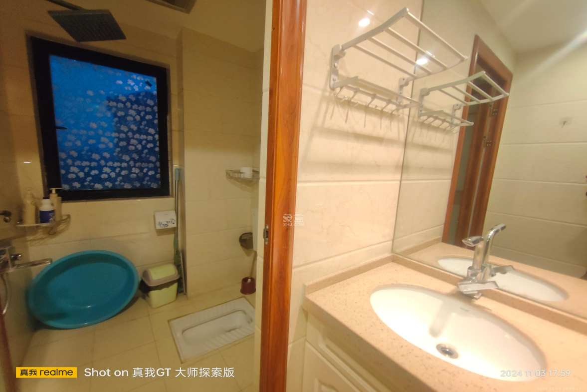 麓谷明珠  3室2厅1卫   3500.00元/月室内图