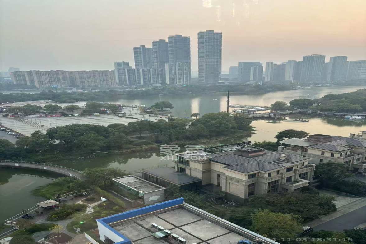藏珑湖上公馆  1室1厅2卫   3000.00元/月室内图
