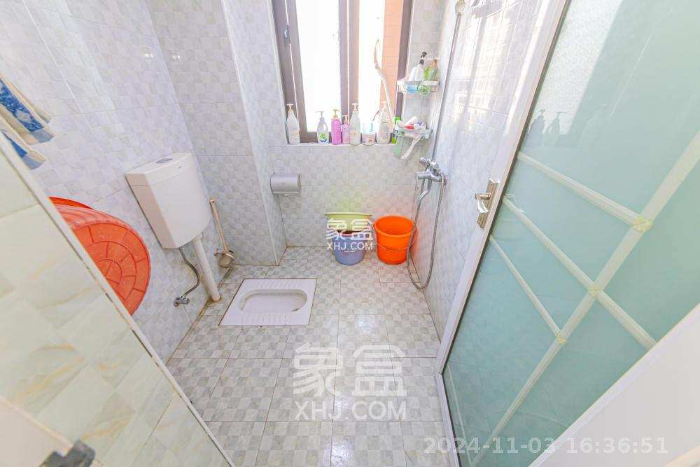 鑫远和城（一、二期）  3室2厅2卫   2800.00元/月室内图