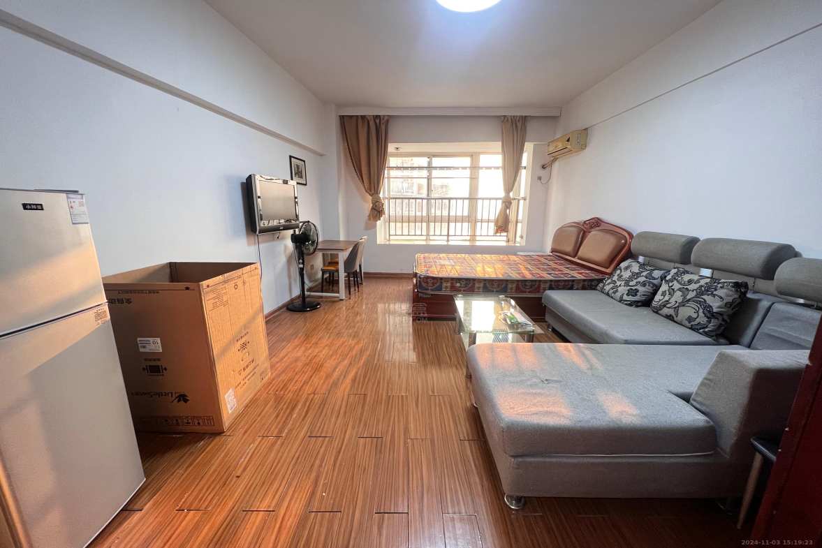 胜马可  1室1厅1卫   950.00元/月室内图1