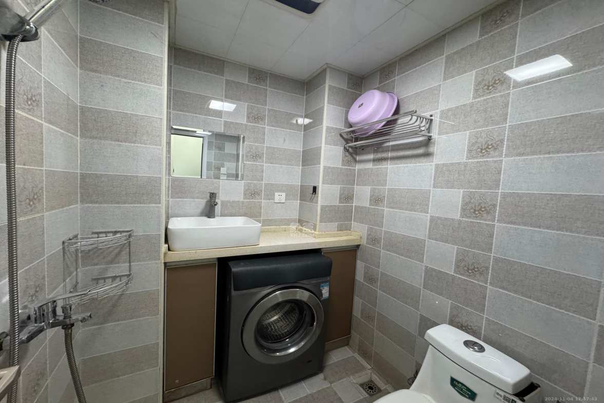 裕天国际商汇中心  1室0厅0卫    1200.0元/月室内图