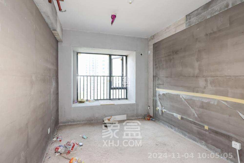南山梅溪一方  4室2厅2卫   3000.00元/月室内图