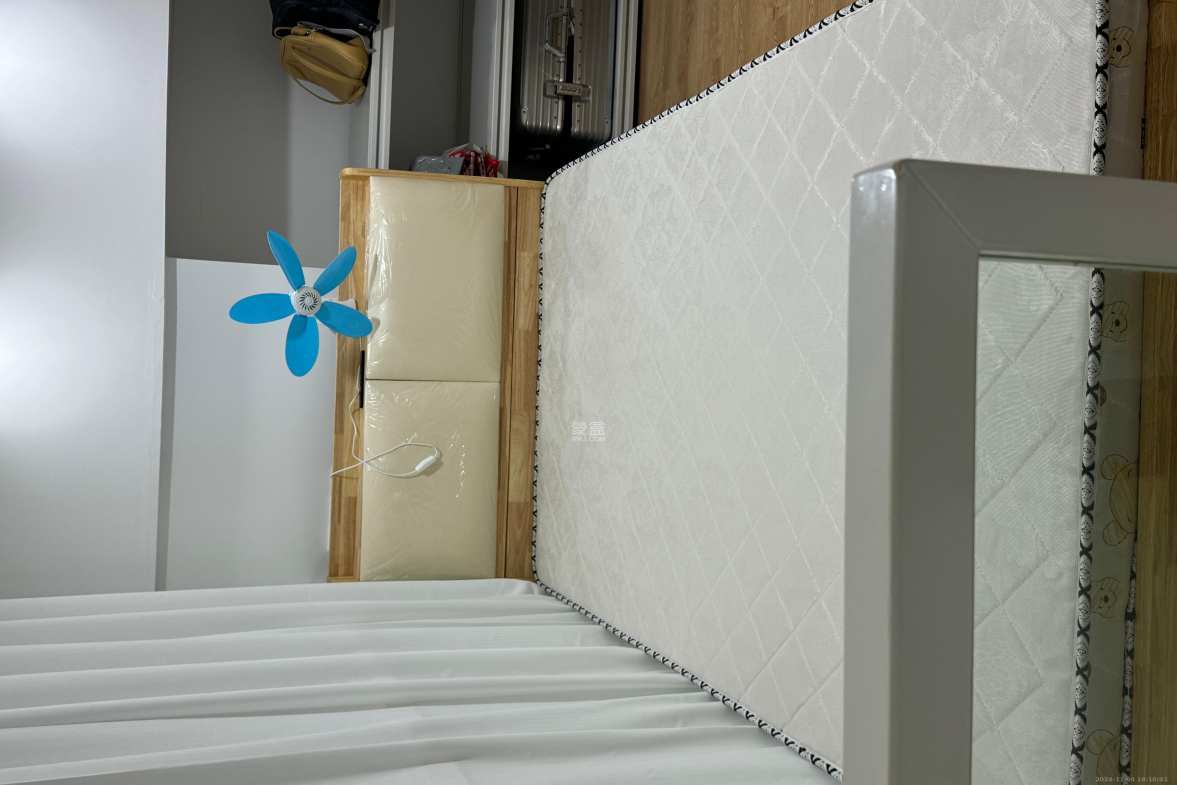 富兴时代御城  2室1厅1卫   3200.00元/月室内图