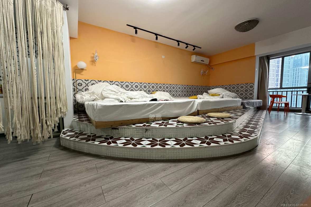 五一中央领御 1室1厅1卫 2600.0元/月 五一中央领御 1室1厅1卫 2600.0元/月室内图