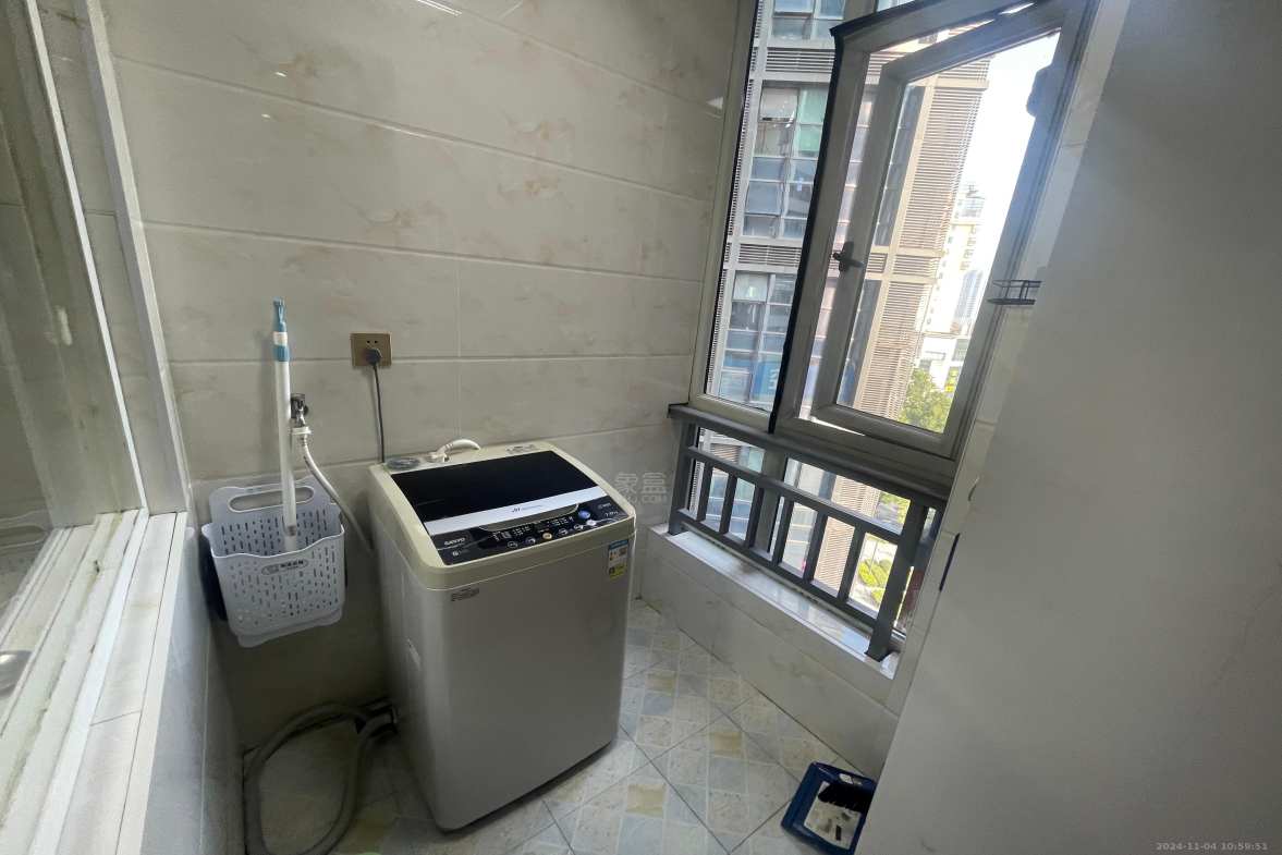 庐山一号  2室2厅1卫   1500.00元/月室内图