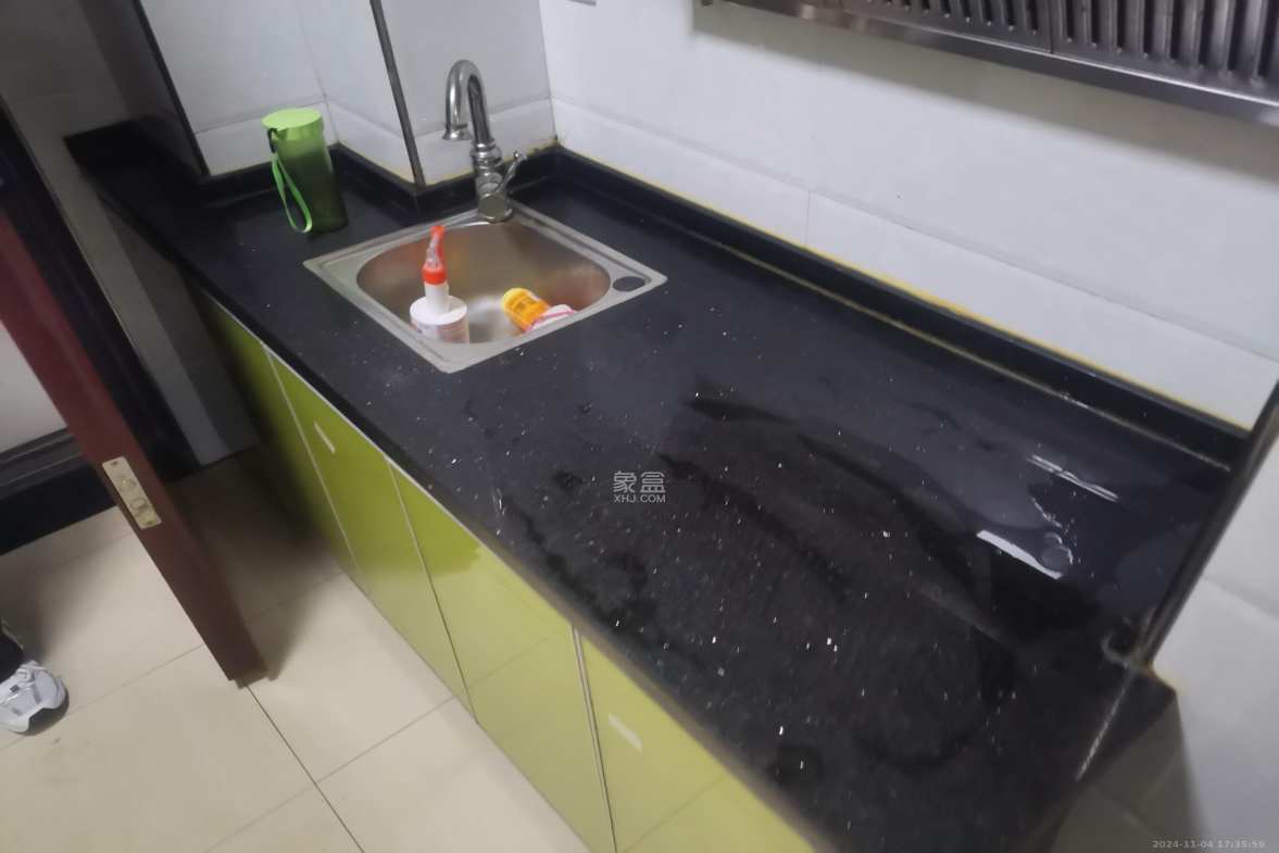 万象凯旋湾  1室1厅1卫   1300.00元/月室内图
