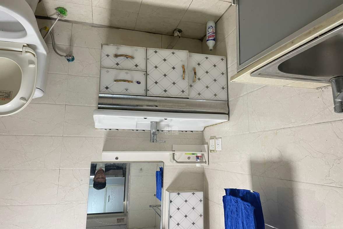 万象凯旋湾  1室1厅1卫   1300.00元/月室内图