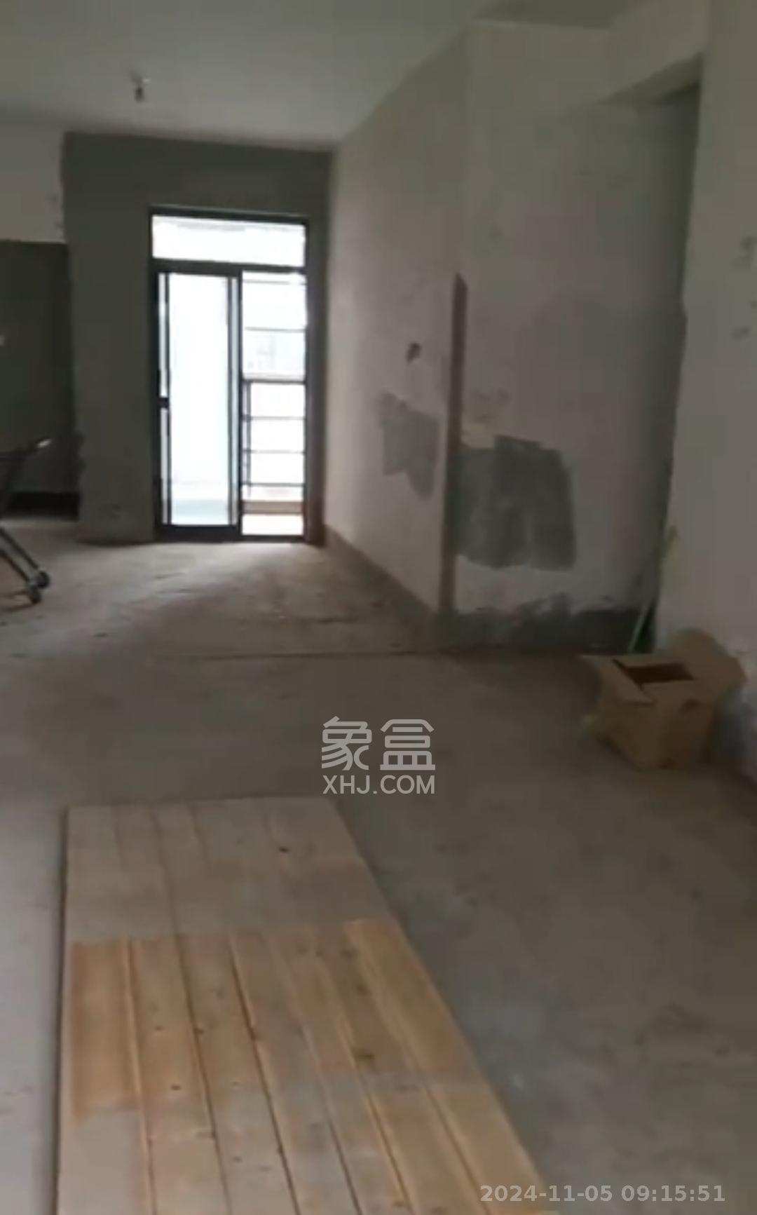 鑫远湘府华城  1室2厅2卫   2000.00元/月室内图1