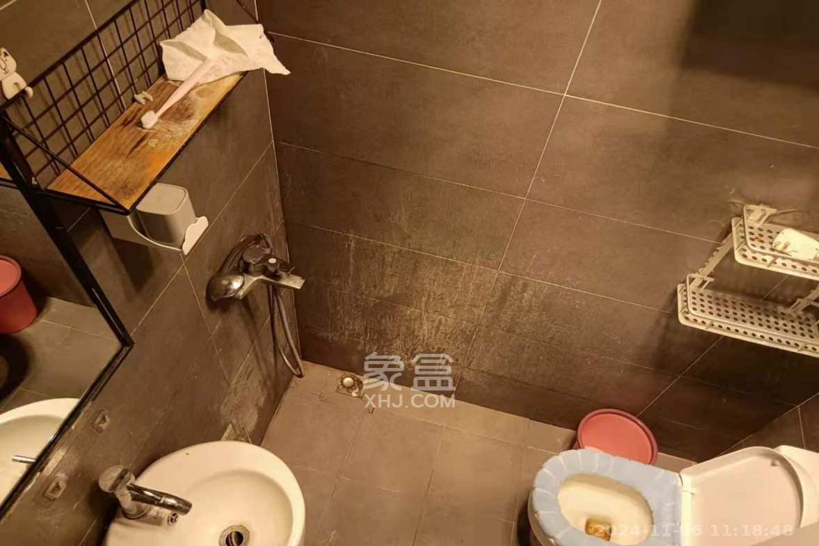 叠彩兰亭  1室1厅1卫   1500.00元/月室内图