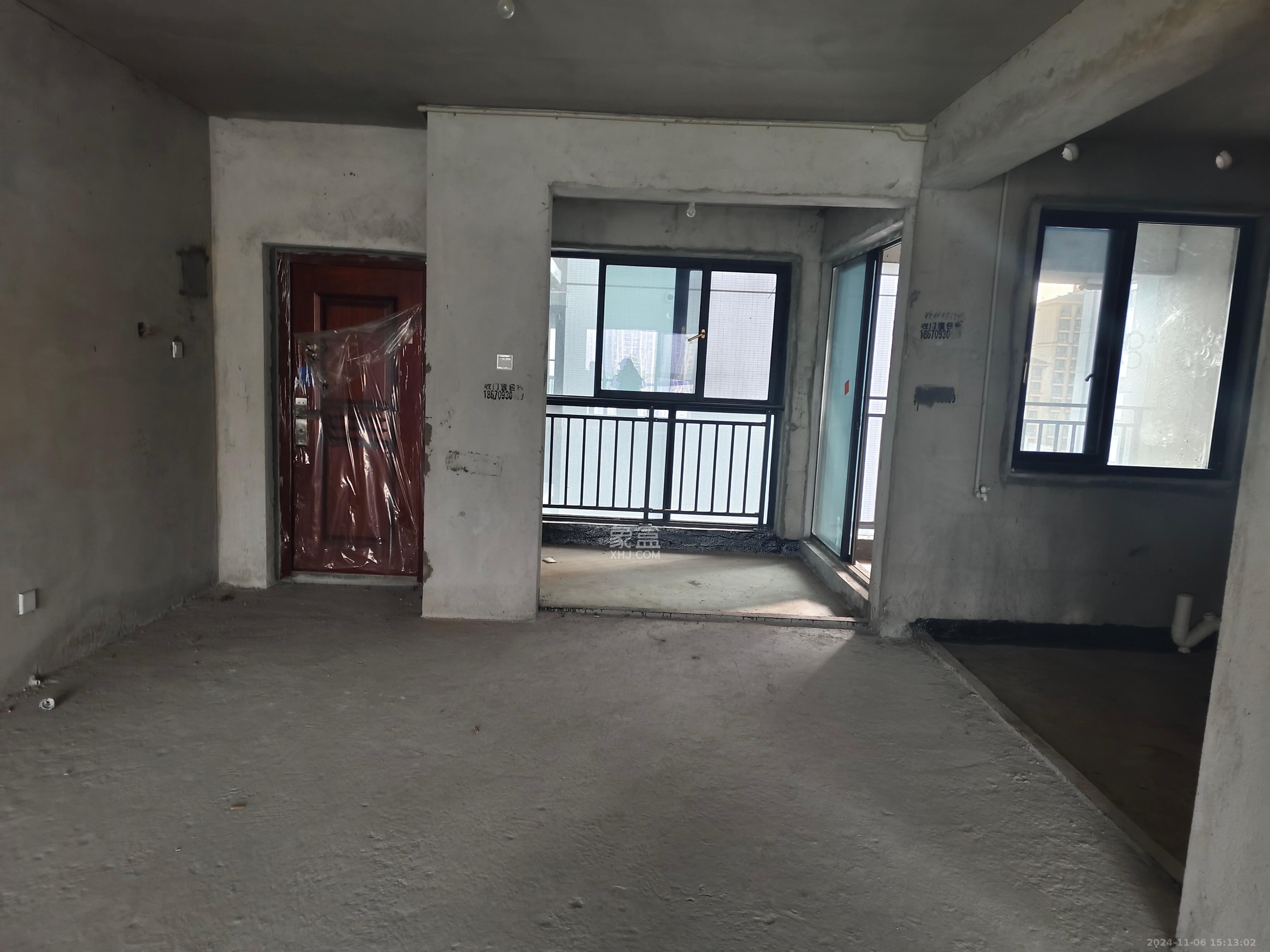 华雅花园  3室2厅2卫    65.0万