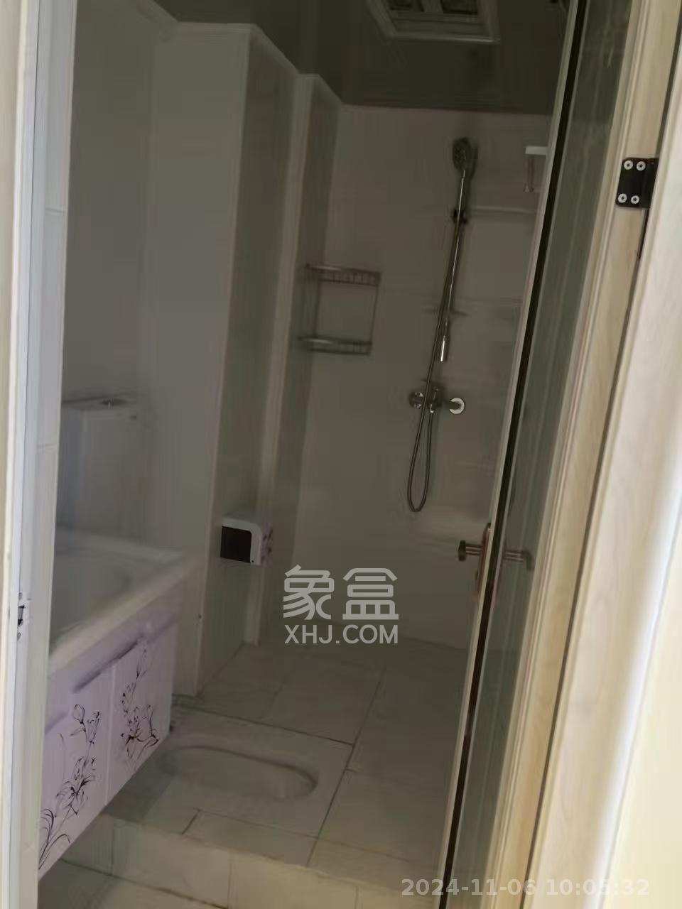 新远时代  1室1厅1卫   1000.00元/月室内图