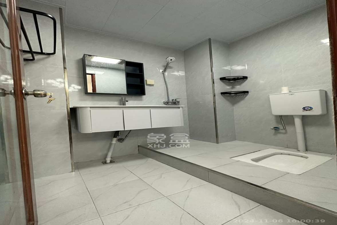 湘域中央 2室1厅1卫 3600.0元/月 湘域中央 2室1厅1卫 3600.0元/月室内图