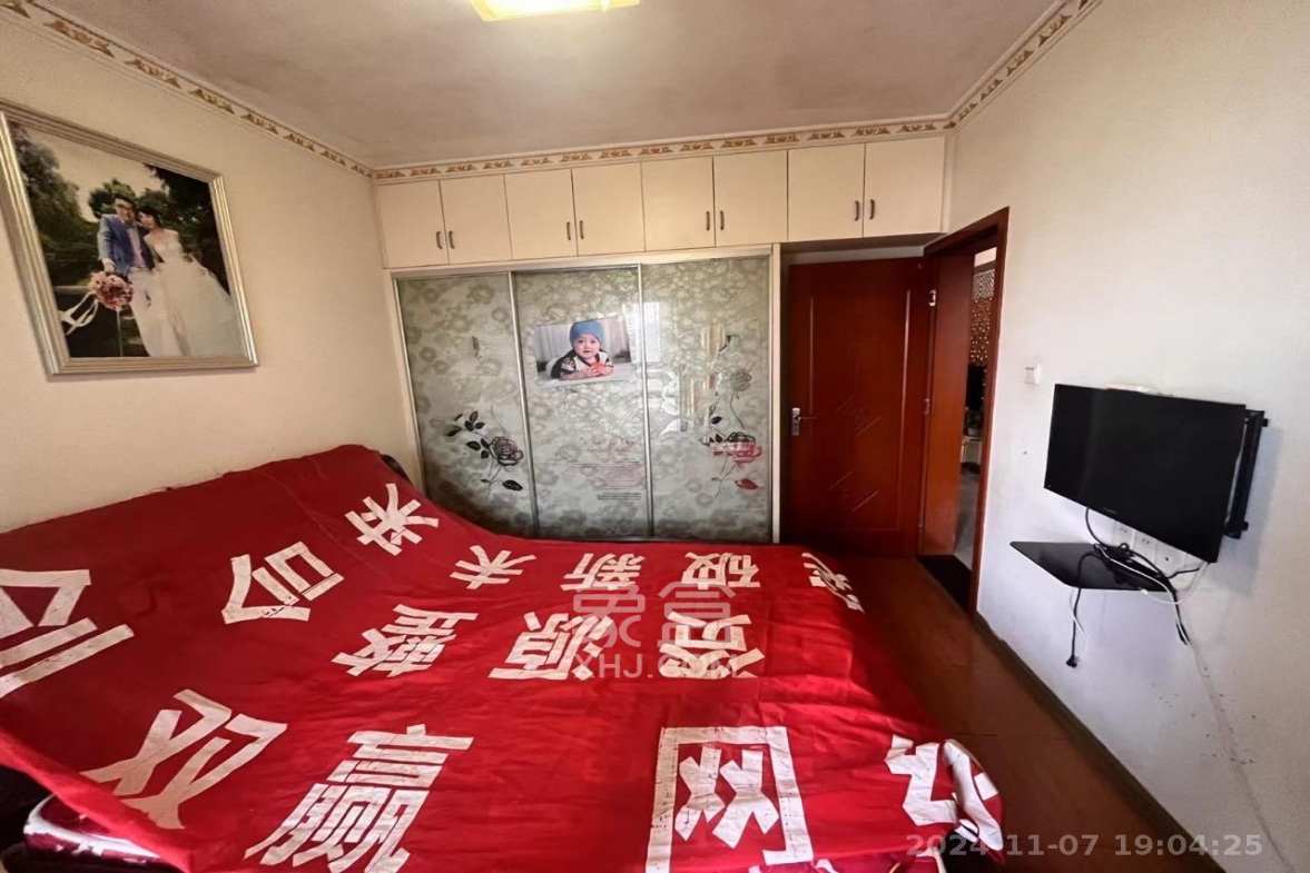 长房时代城  2室2厅1卫    2500.0元/月室内图