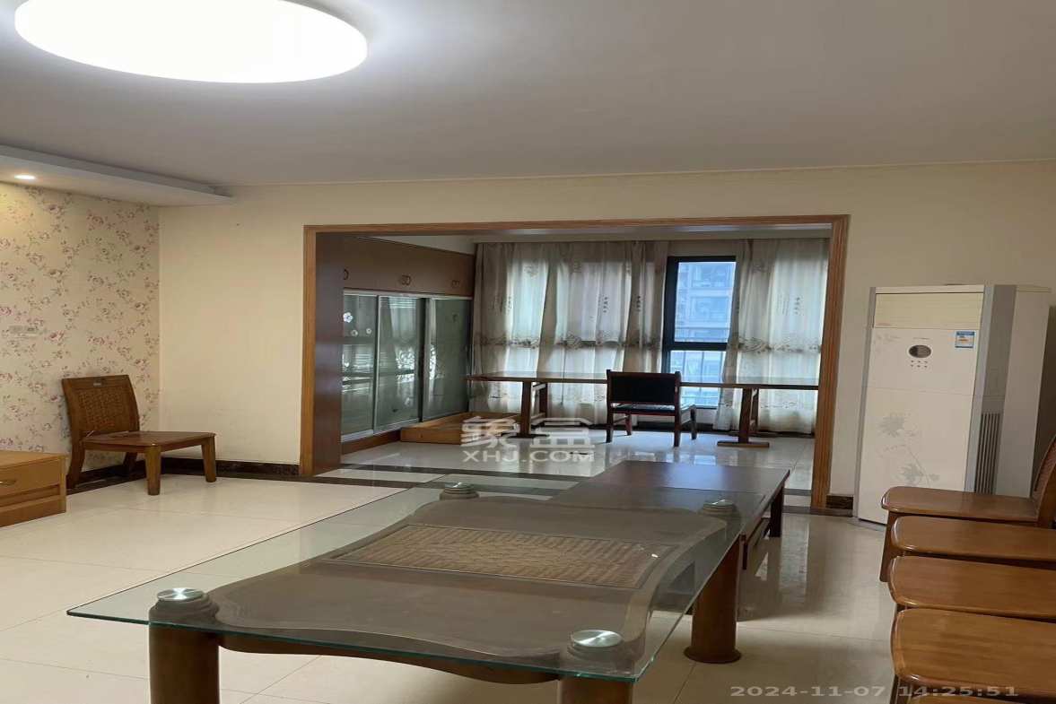 中建麓山和苑  3室2厅2卫   1880.00元/月室内图
