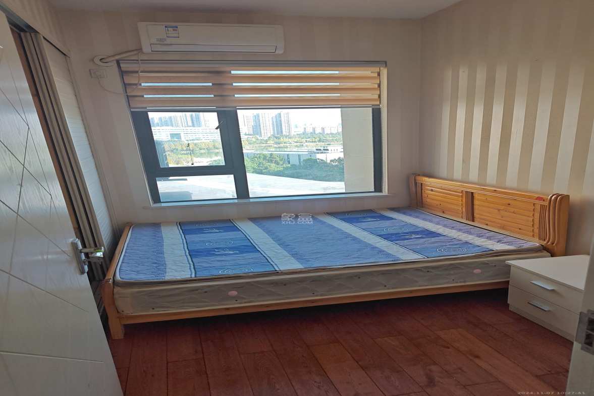 金茂梅溪湖  3室2厅1卫   3200.00元/月室内图