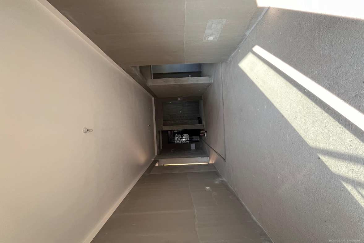 中建钰和城  4室2厅2卫    2000.0元/月室内图