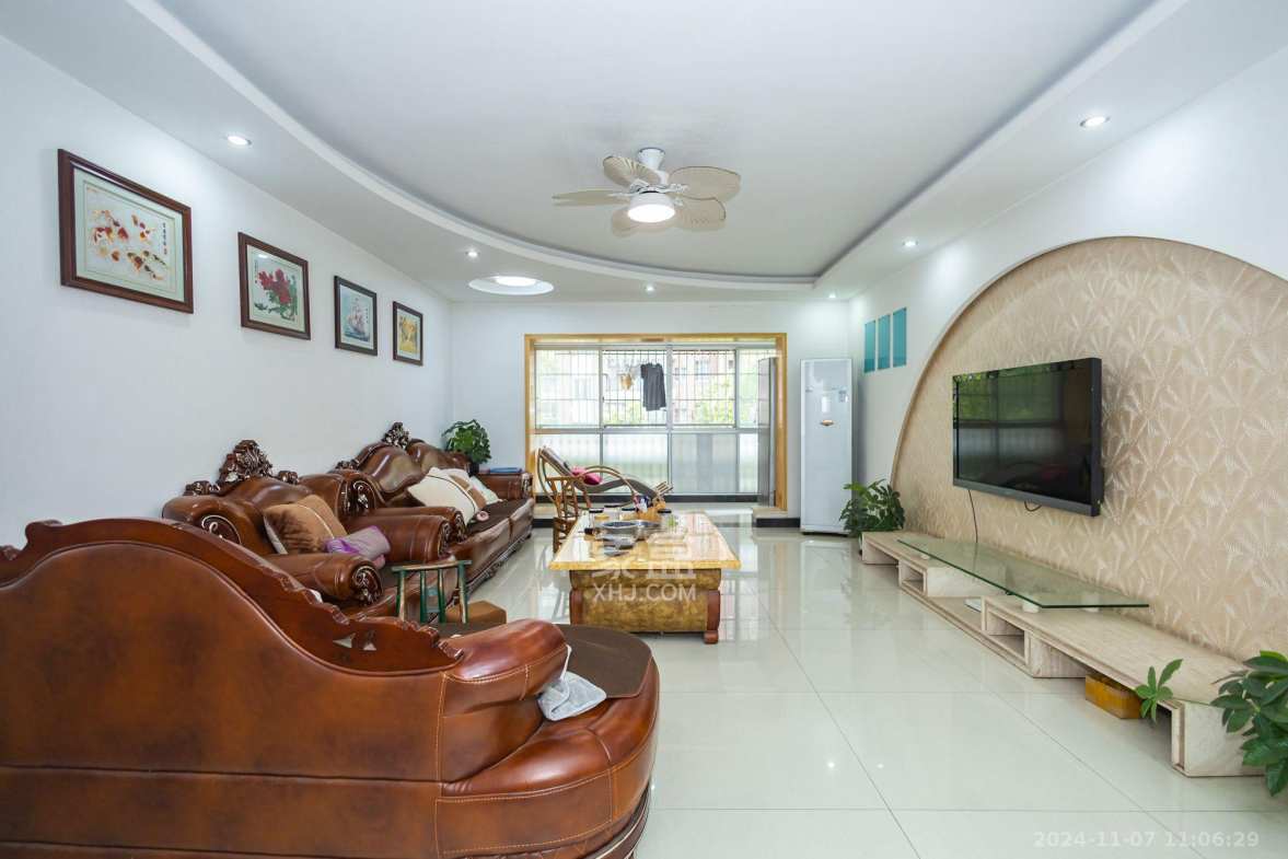 星城雅郡 3室2厅2卫 1800.0元/月 星城雅郡 3室2厅2卫 1800.0元/月室内图