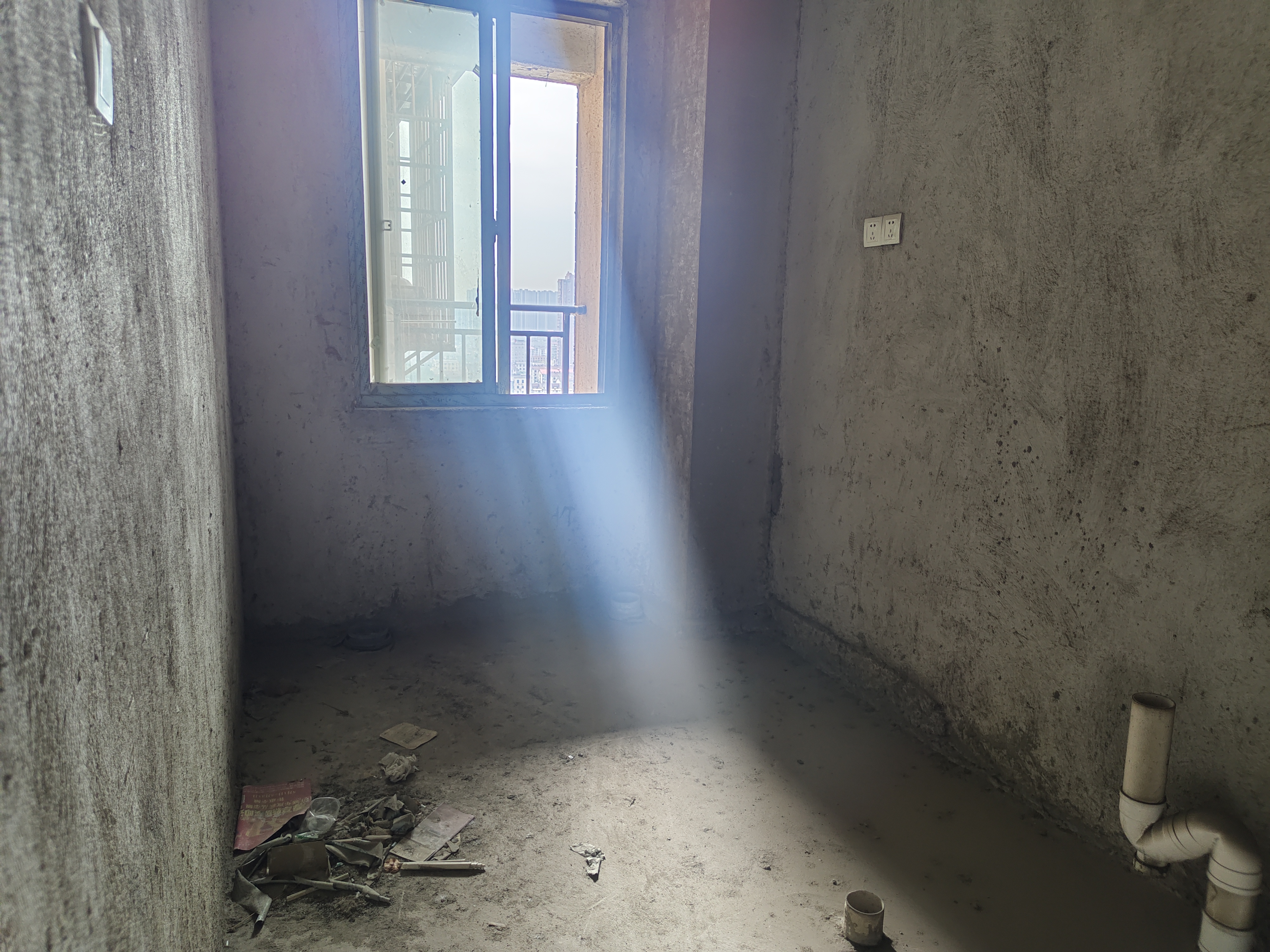 广源壹号  3室2厅2卫    68.0万