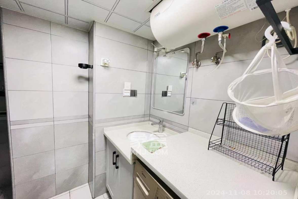 荣盛花语书苑  2室1厅1卫    2600.0元/月 荣盛花语书苑  2室1厅1卫    2600.0元/月室内图