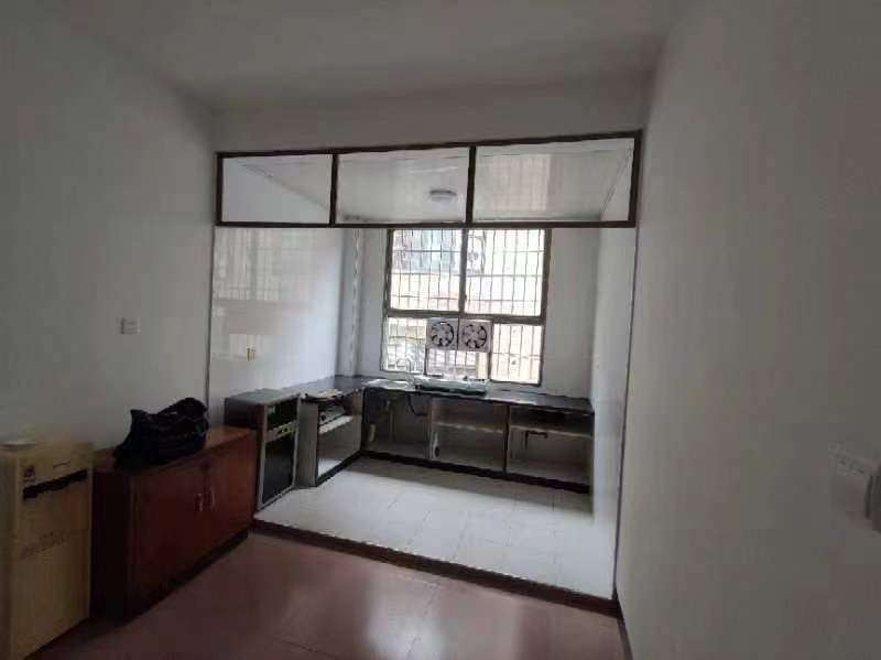 娄底市政公司(钻石街) 1室0厅0卫 1200.0元/月 娄底市政公司(钻石街) 1室0厅0卫 1200.0元/月室内图