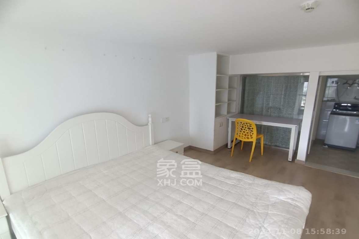 洋湖时代 1室1厅1卫 1600.0元/月 洋湖时代 1室1厅1卫 1600.0元/月室内图