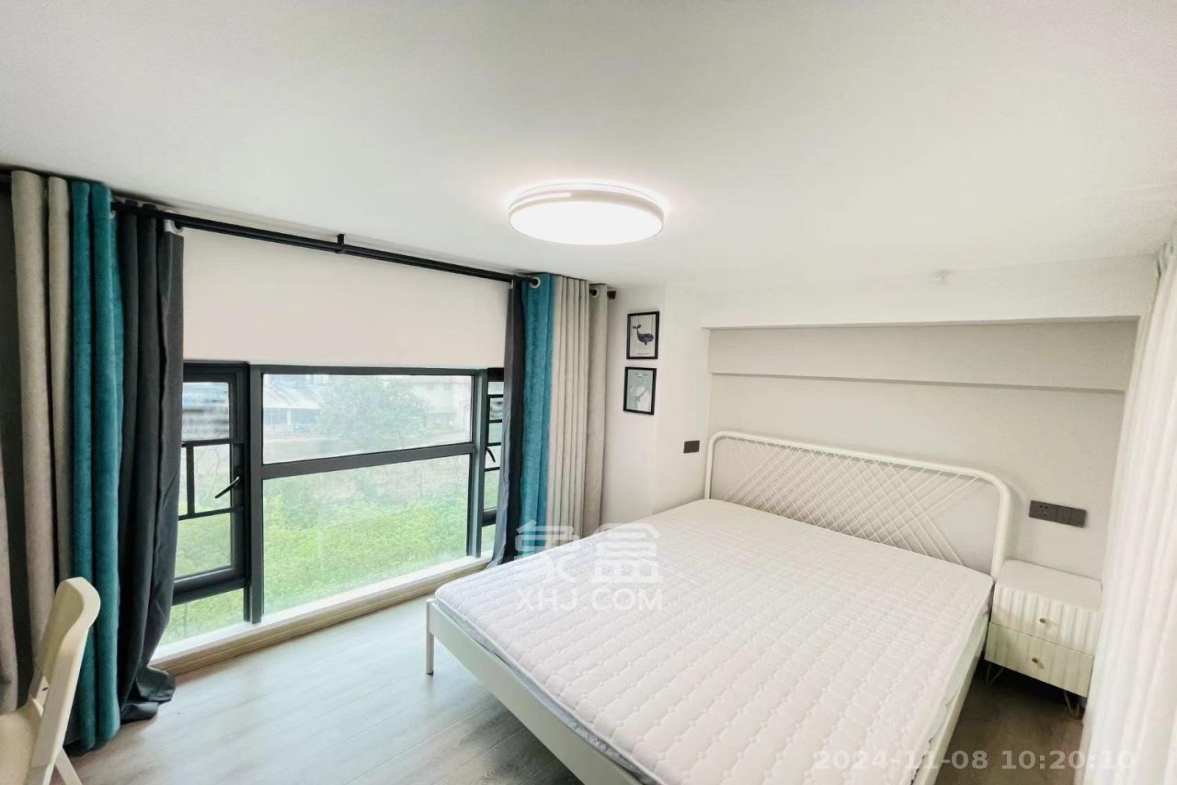 荣盛花语书苑  2室1厅1卫    2600.0元/月 荣盛花语书苑  2室1厅1卫    2600.0元/月室内图