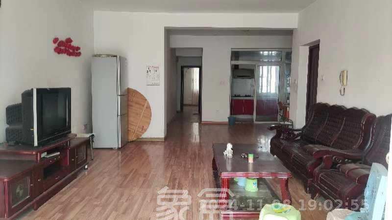 华银南苑  3室2厅1卫   2100.00元/月室内图1