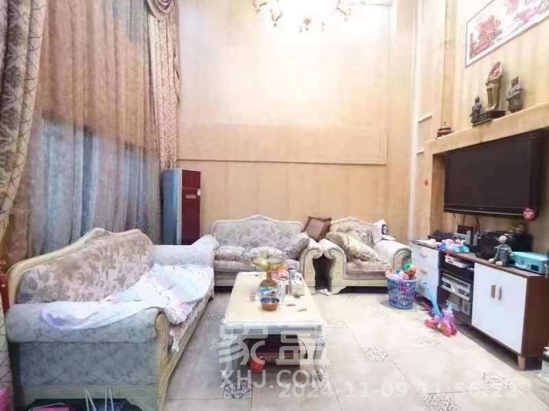南国嘉苑  5室2厅2卫   2800.00元/月室内图1