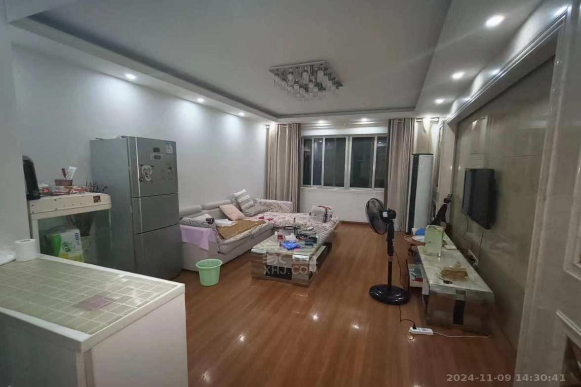 滨江一村  3室1厅1卫   1500.00元/月室内图