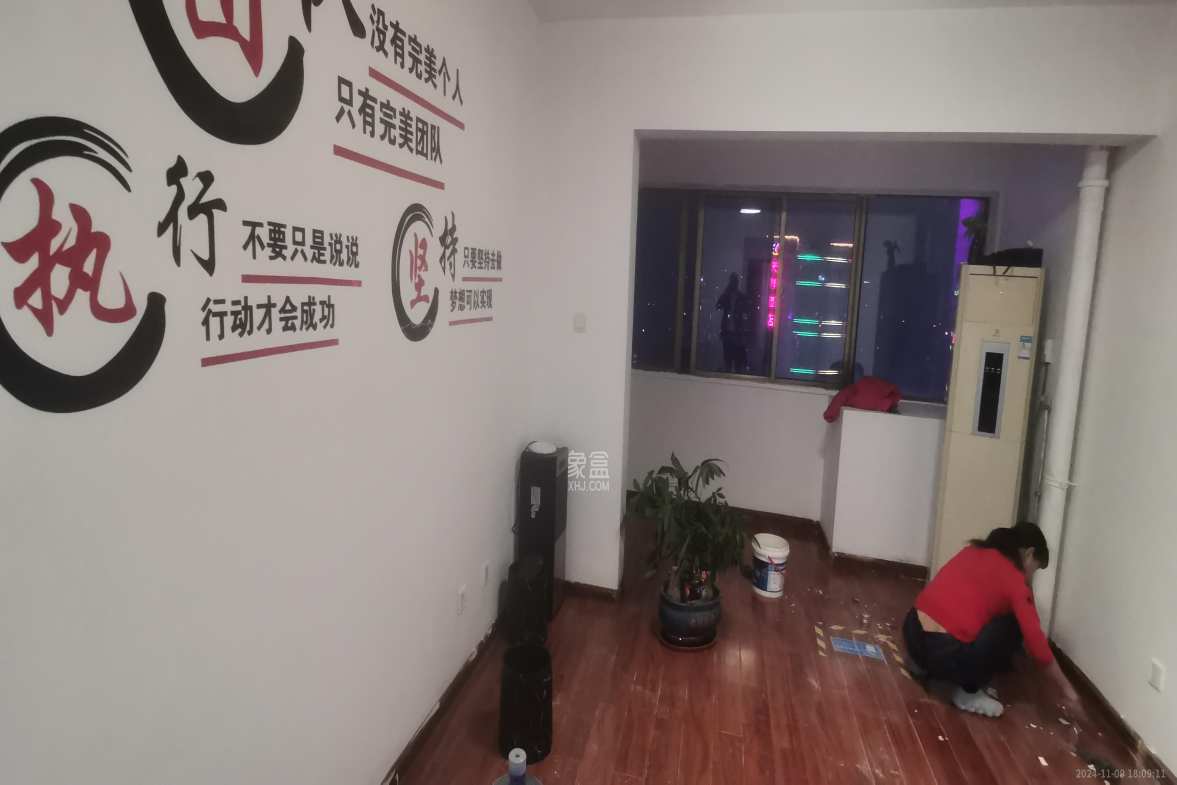 华府壹航线  1室1厅1卫   1300.00元/月室内图