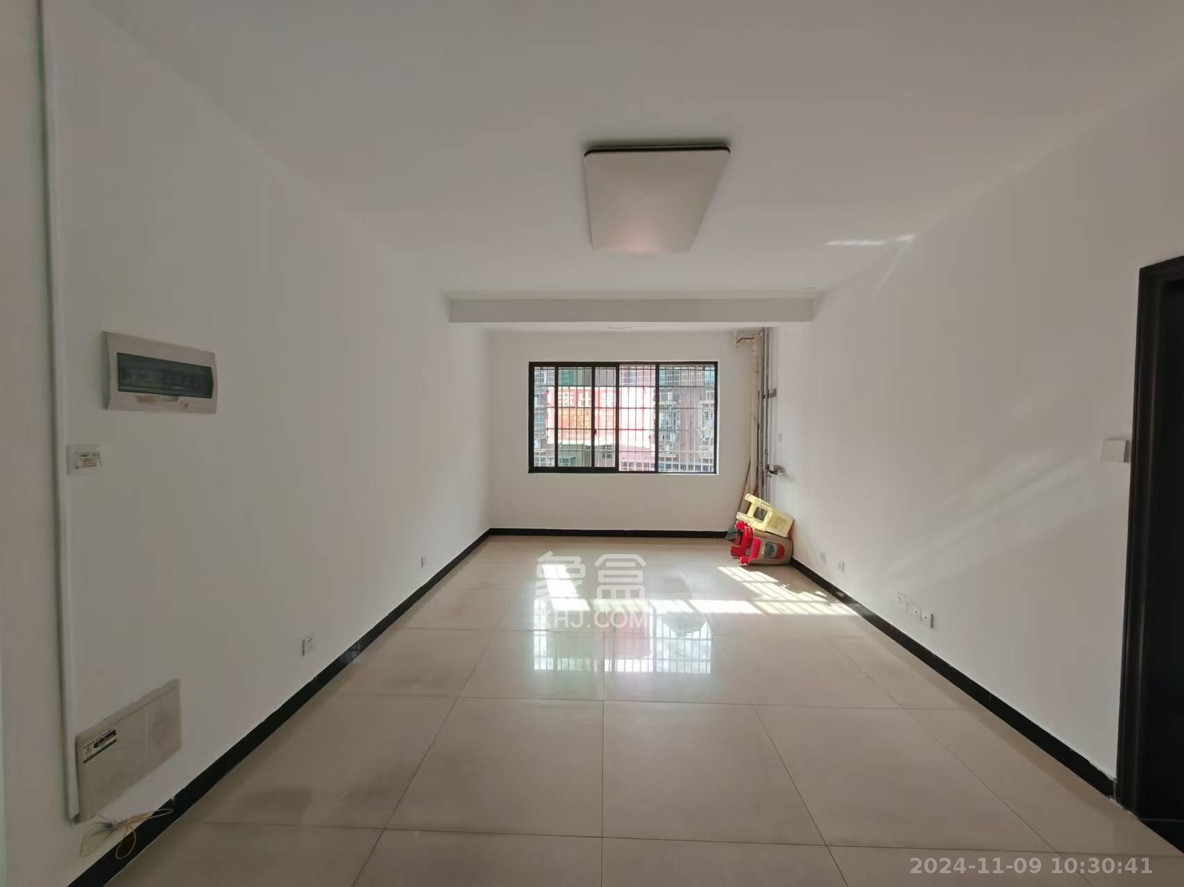 大桥四区  1室0厅0卫    2300.0元/月