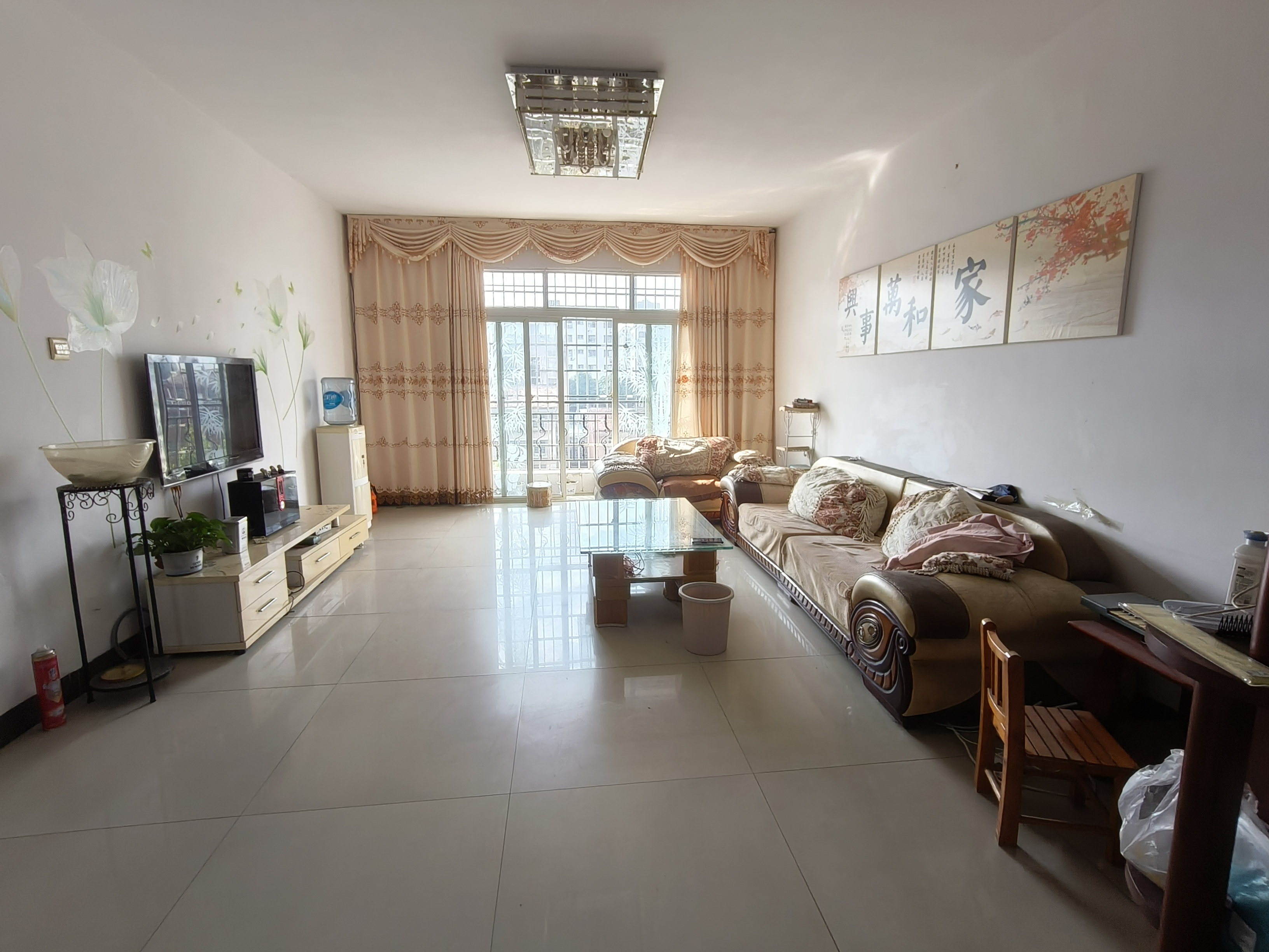 加州阳光小区（吉星阳光）  1室0厅0卫    1000.0元/月