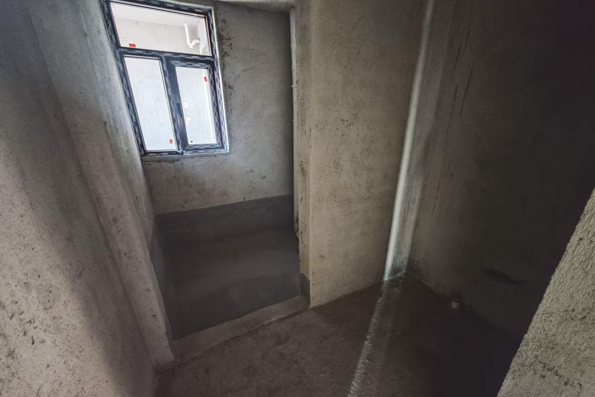 棠湖城市场广场 4室2厅2卫 96.8万 棠湖城市场广场 4室2厅2卫 96.8万卫生间