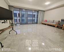 卓越洋湖晴翠  4室2厅2卫   5200.00元/月