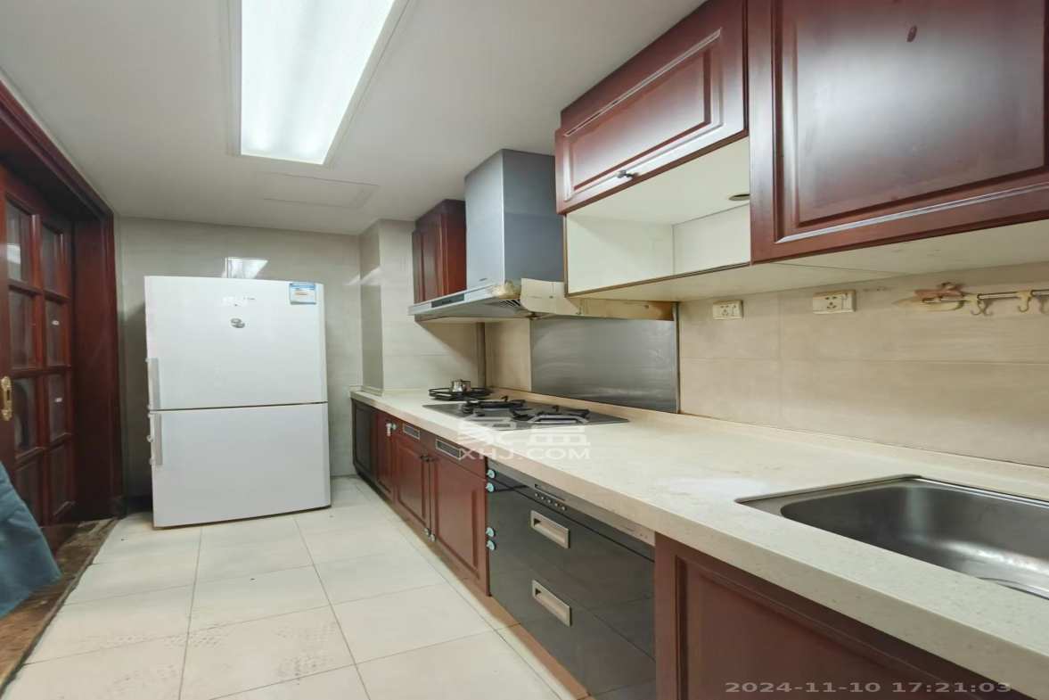 恒大雅苑 2室2厅1卫 2500.0元/月 恒大雅苑 2室2厅1卫 2500.0元/月室内图