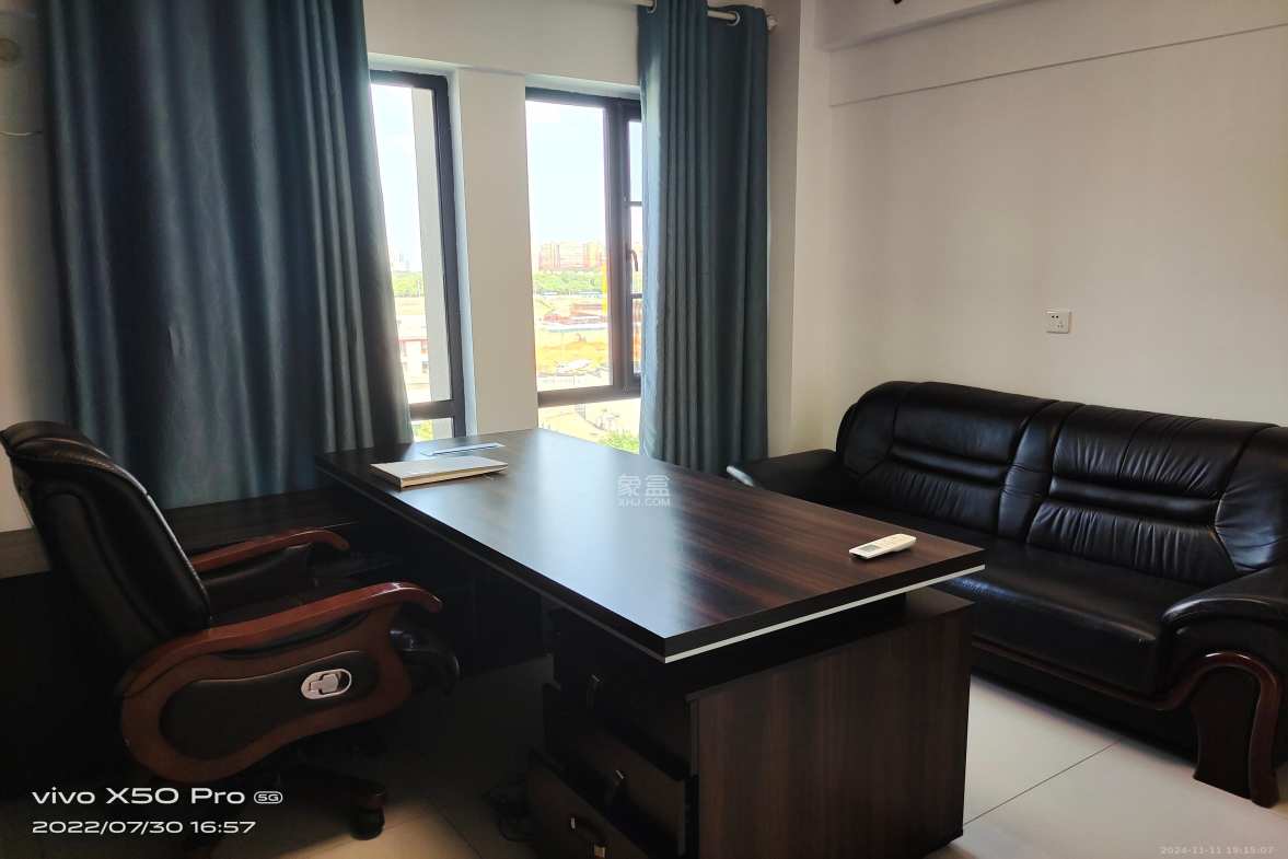 鑫远微中心 1室0厅0卫 1600.0元/月 鑫远微中心 1室0厅0卫 1600.0元/月室内图