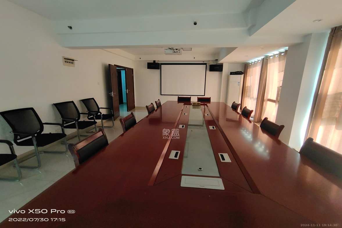 鑫远微中心 1室0厅0卫 1600.0元/月 鑫远微中心 1室0厅0卫 1600.0元/月室内图