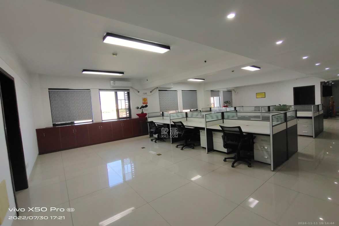 鑫远微中心 1室0厅0卫 1600.0元/月 鑫远微中心 1室0厅0卫 1600.0元/月室内图