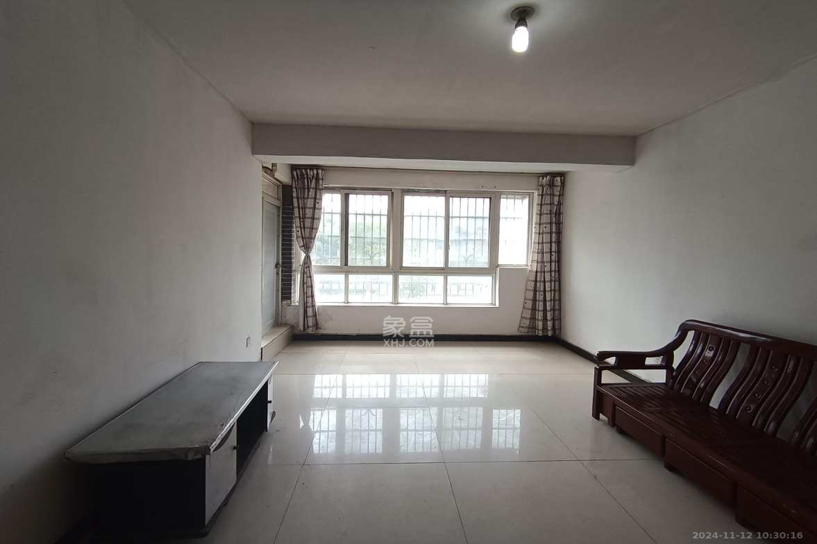 长丰星城 3室1厅1卫 1500.0元/月 长丰星城 3室1厅1卫 1500.0元/月室内图