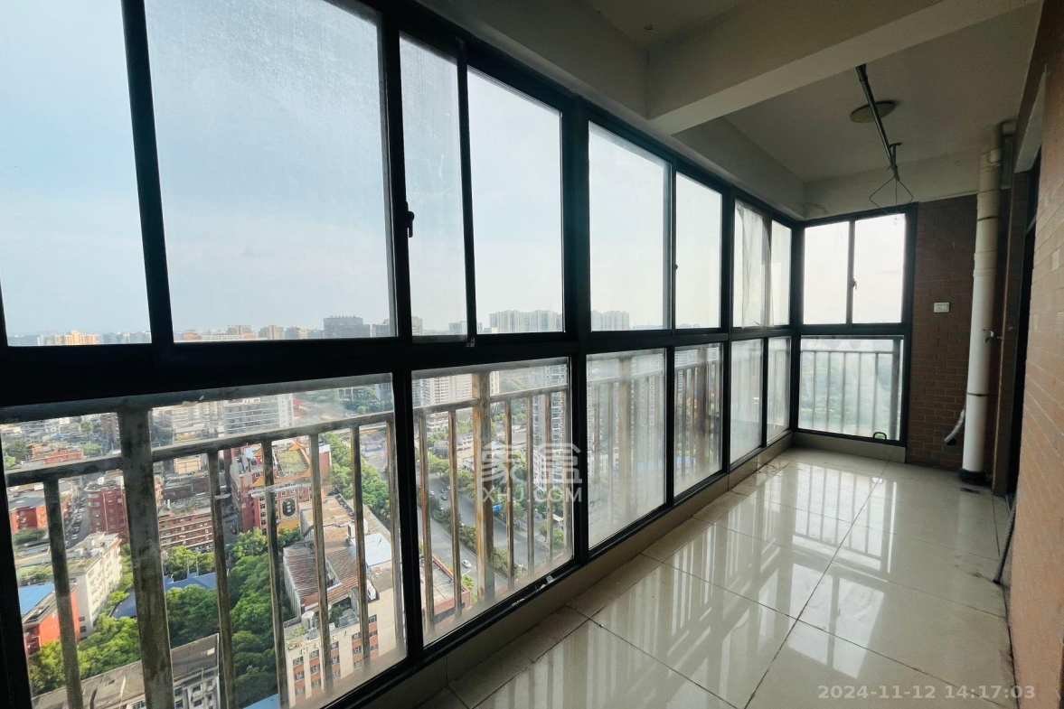 金领家族 1室2厅0卫 1600.0元/月 金领家族 1室2厅0卫 1600.0元/月室内图