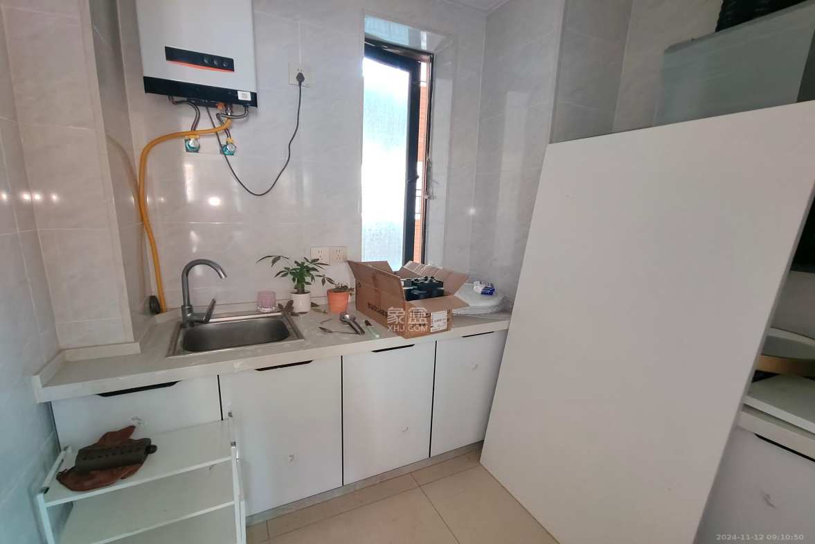 凯通国际城(凯通朝庭)  2室1厅1卫    3800.0元/月 凯通国际城(凯通朝庭)  2室1厅1卫    3800.0元/月室内图