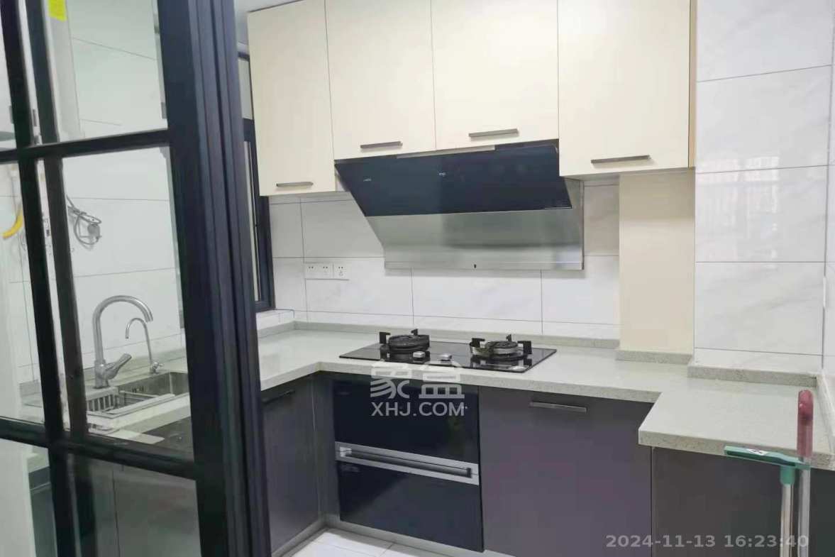 松雅湖壹号  3室2厅1卫    2300.0元/月室内图