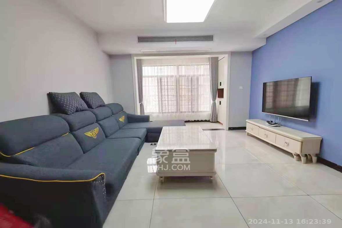 松雅湖壹号  3室2厅1卫    2300.0元/月室内图1