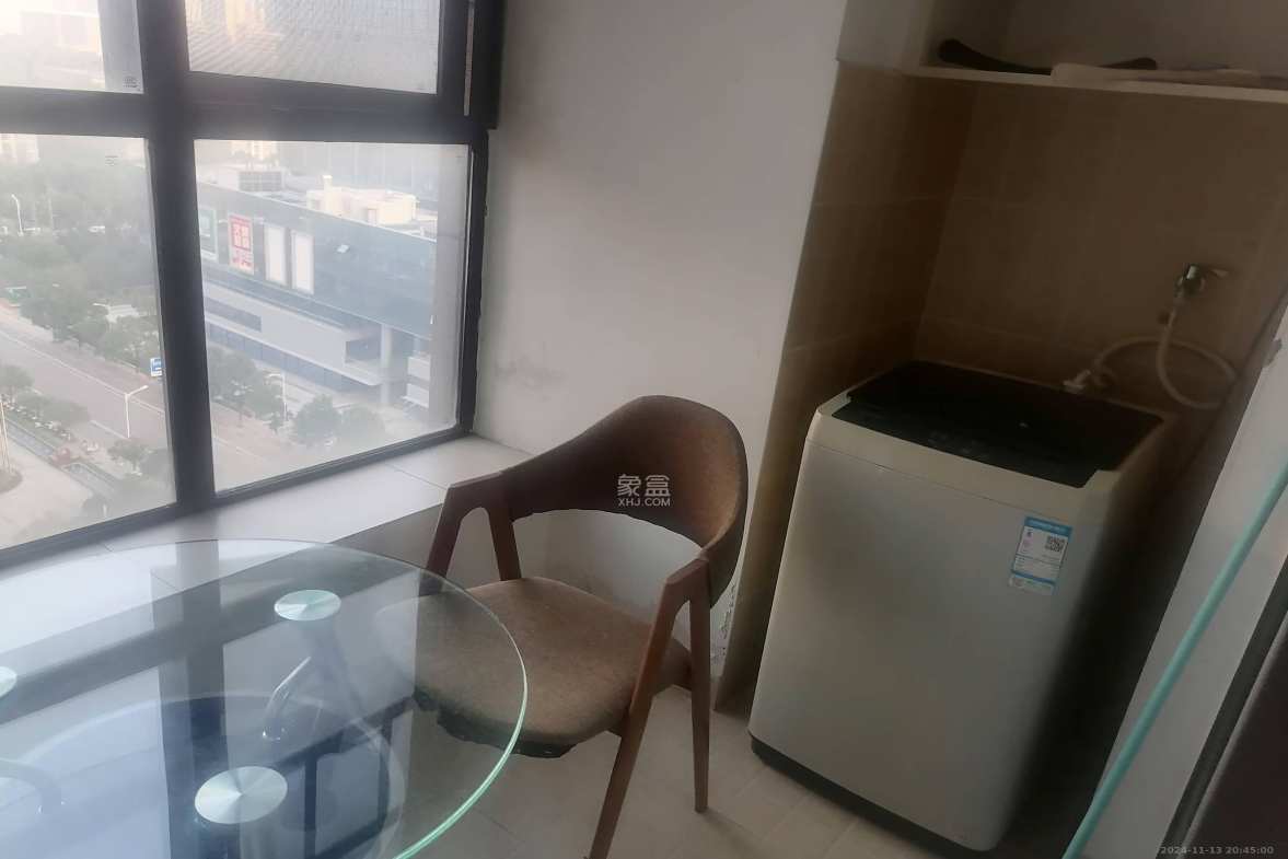 梅溪国际公寓(步步高新天地) 1室1厅1卫 1500.0元/月 梅溪国际公寓(步步高新天地) 1室1厅1卫 1500.0元/月室内图